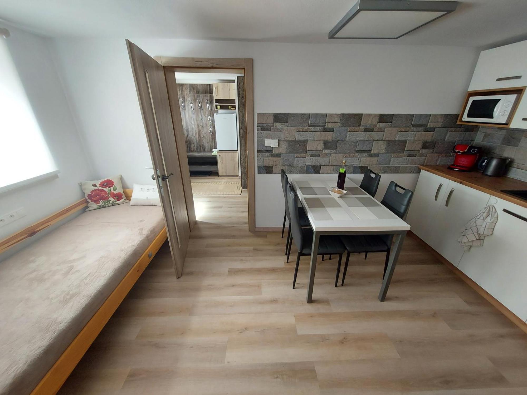 U Mna Doma Apartment Lucatin Exterior photo